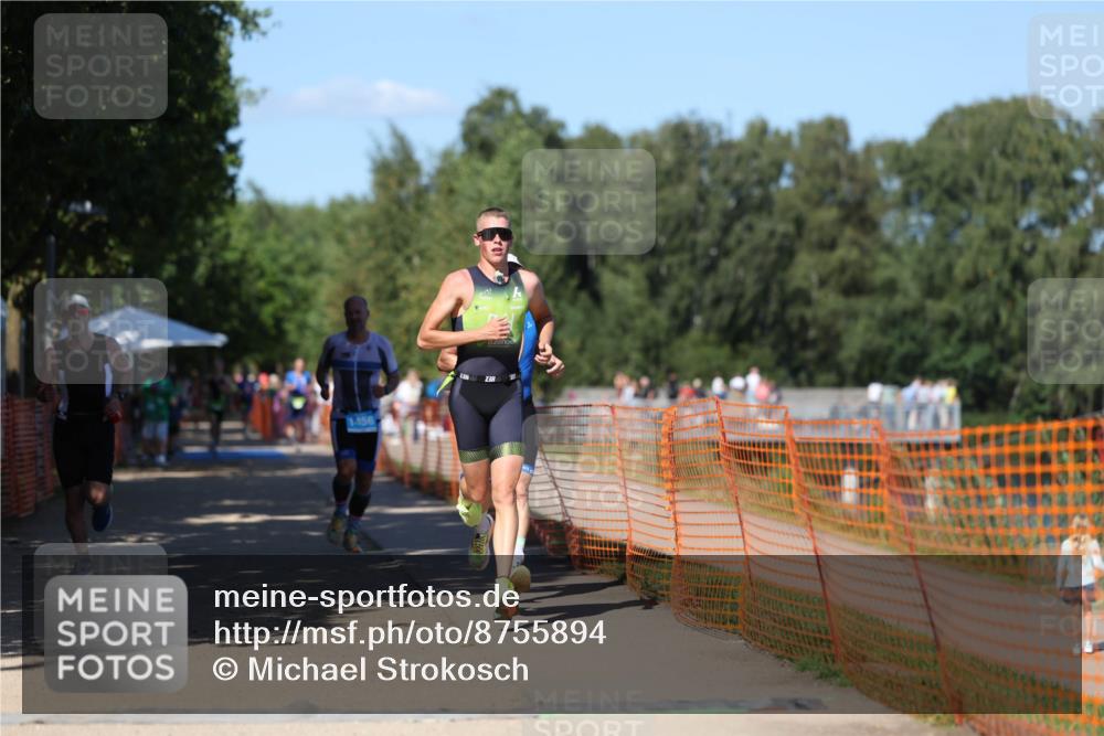 07.09.2025 - 19. Norderstedt Triathlon Michael Strokosch http://msf.ph/oto/8755894 07.09.2025 14:53:46 Laufen 996, 1008, 1456, 1471 meine-sportfotos.de