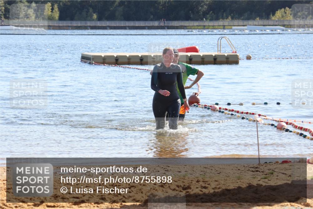 07.09.2025 - 19. Norderstedt Triathlon Luisa Fischer http://msf.ph/oto/8755898 07.09.2025 15:46:45 Schwimmen  meine-sportfotos.de