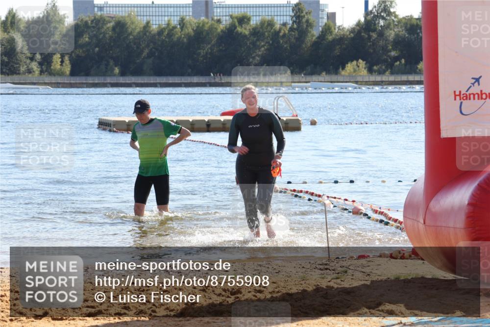 07.09.2025 - 19. Norderstedt Triathlon Luisa Fischer http://msf.ph/oto/8755908 07.09.2025 15:46:48 Schwimmen 1557 meine-sportfotos.de