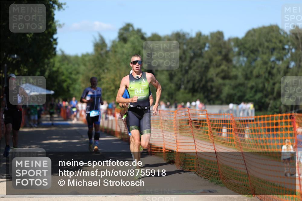07.09.2025 - 19. Norderstedt Triathlon Michael Strokosch http://msf.ph/oto/8755918 07.09.2025 14:53:47 Laufen 996, 1008, 1456, 1471 meine-sportfotos.de