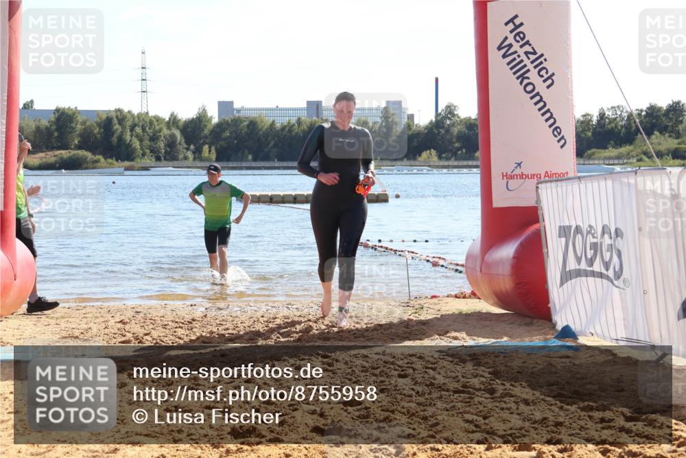 07.09.2025 - 19. Norderstedt Triathlon Luisa Fischer http://msf.ph/oto/8755958 07.09.2025 15:46:52 Schwimmen 1557 meine-sportfotos.de