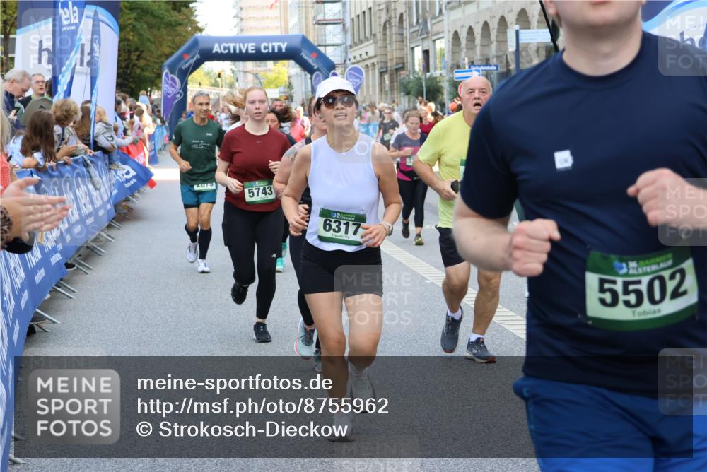 07.09.2025 - BARMER Alsterlauf Strokosch-Dieckow http://msf.ph/oto/8755962 07.09.2025 10:14:01 Ziel 2129, 2166, 2225, 2232, 2296, 2403, 2688, 2712, 2873, 2929, 2930, 3236, 3346, 3503, 3929, 4108, 4213, 4489, 4553, 4699, 5062, 5277, 5278, 5795, 6145, 6165, 6312, 6337, 8101, 8120, 8257 meine-sportfotos.de