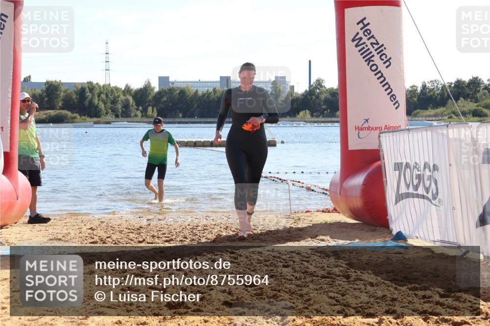 07.09.2025 - 19. Norderstedt Triathlon Luisa Fischer http://msf.ph/oto/8755964 07.09.2025 15:46:52 Schwimmen 1557 meine-sportfotos.de