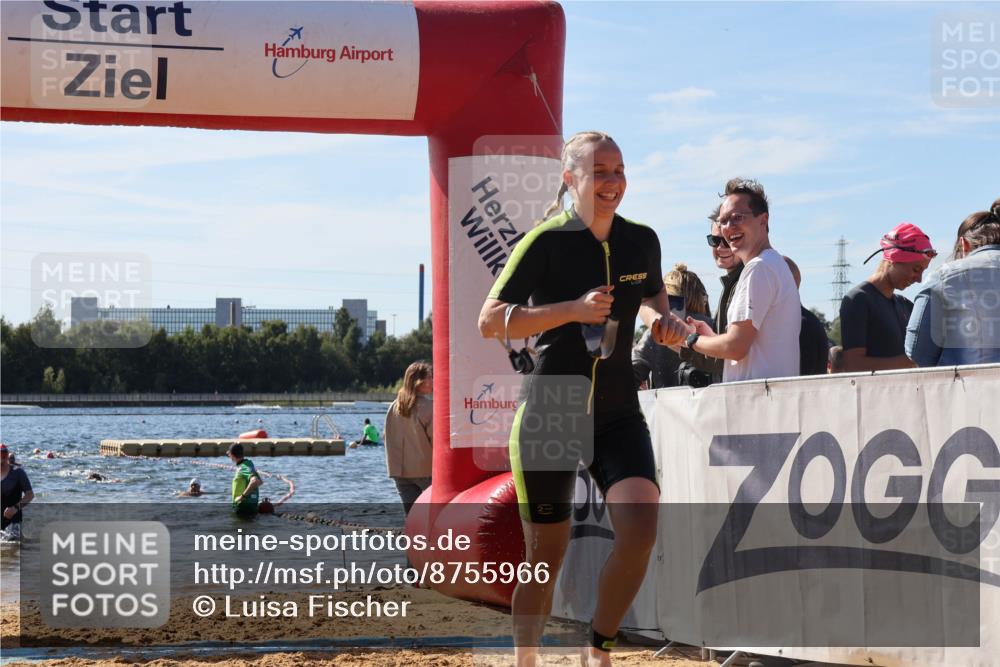 07.09.2025 - 19. Norderstedt Triathlon Luisa Fischer http://msf.ph/oto/8755966 07.09.2025 11:45:18 Schwimmen 195, 282, 697, 761, 851, 1237, 1307 meine-sportfotos.de