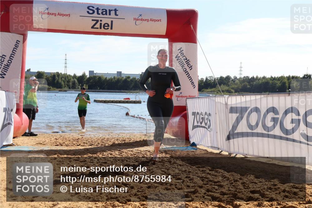 07.09.2025 - 19. Norderstedt Triathlon Luisa Fischer http://msf.ph/oto/8755984 07.09.2025 15:46:54 Schwimmen 1557 meine-sportfotos.de