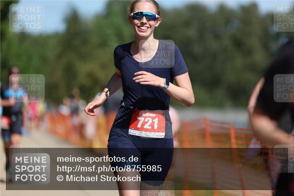 07.09.2025 - 19. Norderstedt Triathlon Michael Strokosch http://msf.ph/oto/8755985 07.09.2025 12:49:57 Laufen 137, 721, 824 meine-sportfotos.de