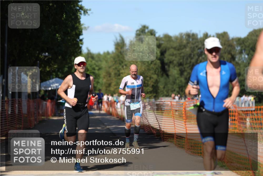 07.09.2025 - 19. Norderstedt Triathlon Michael Strokosch http://msf.ph/oto/8755991 07.09.2025 14:53:49 Laufen 996, 1008, 1456, 1471 meine-sportfotos.de