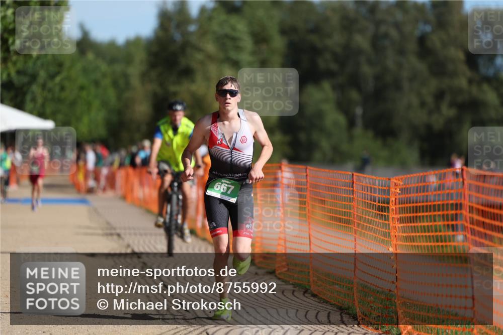 07.09.2025 - 19. Norderstedt Triathlon Michael Strokosch http://msf.ph/oto/8755992 07.09.2025 10:42:01 Laufen 667 meine-sportfotos.de