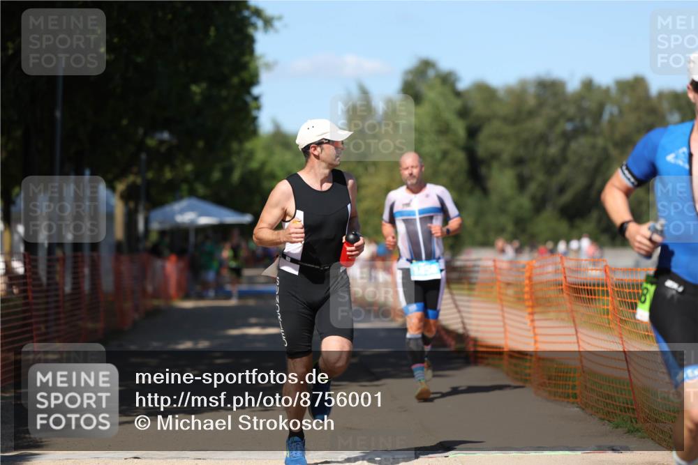 07.09.2025 - 19. Norderstedt Triathlon Michael Strokosch http://msf.ph/oto/8756001 07.09.2025 14:53:49 Laufen 996, 1008, 1456, 1471 meine-sportfotos.de