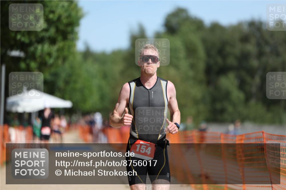 07.09.2025 - 19. Norderstedt Triathlon Michael Strokosch http://msf.ph/oto/8756017 07.09.2025 12:03:24 Laufen 154 meine-sportfotos.de