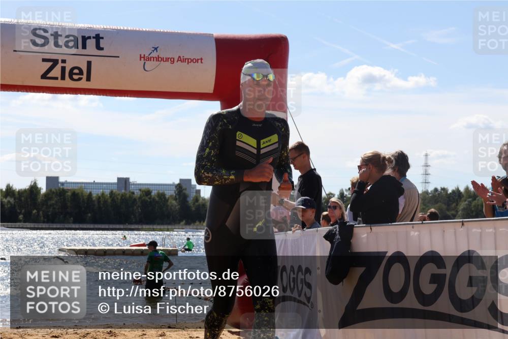 07.09.2025 - 19. Norderstedt Triathlon Luisa Fischer http://msf.ph/oto/8756026 07.09.2025 13:27:20 Schwimmen 960, 1028, 1467 meine-sportfotos.de