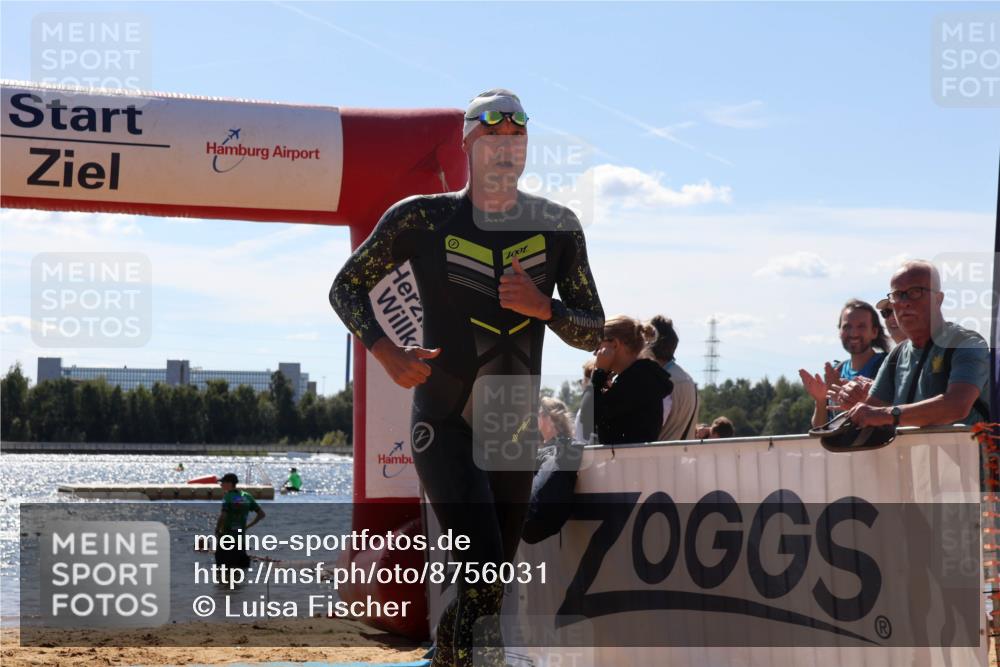 07.09.2025 - 19. Norderstedt Triathlon Luisa Fischer http://msf.ph/oto/8756031 07.09.2025 13:27:20 Schwimmen 960, 1028, 1467 meine-sportfotos.de