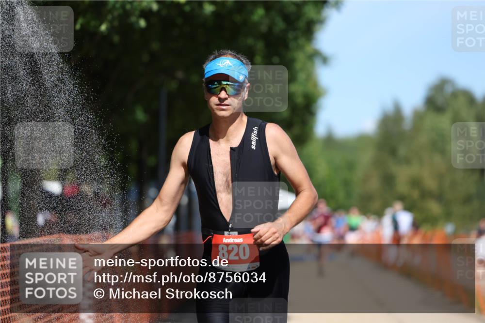 07.09.2025 - 19. Norderstedt Triathlon Michael Strokosch http://msf.ph/oto/8756034 07.09.2025 13:11:50 Laufen 169, 820 meine-sportfotos.de
