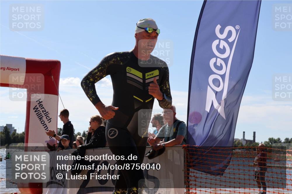 07.09.2025 - 19. Norderstedt Triathlon Luisa Fischer http://msf.ph/oto/8756040 07.09.2025 13:27:21 Schwimmen 960, 1017, 1467 meine-sportfotos.de