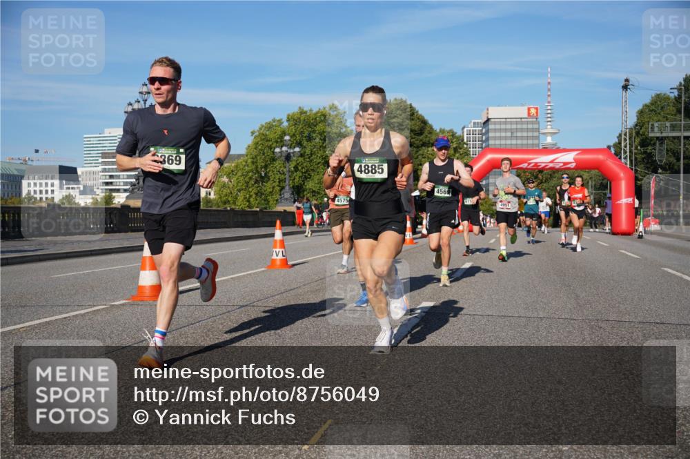 07.09.2025 - BARMER Alsterlauf Yannick Fuchs http://msf.ph/oto/8756049 07.09.2025 09:38:06 Laufen 369, 4575, 4885, 4569, 611, 4951 meine-sportfotos.de