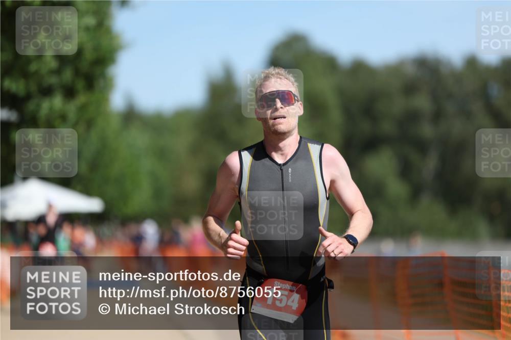 07.09.2025 - 19. Norderstedt Triathlon Michael Strokosch http://msf.ph/oto/8756055 07.09.2025 12:03:25 Laufen 154 meine-sportfotos.de