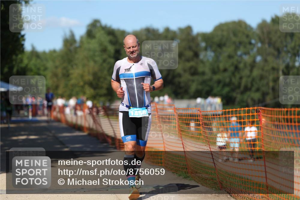 07.09.2025 - 19. Norderstedt Triathlon Michael Strokosch http://msf.ph/oto/8756059 07.09.2025 14:53:51 Laufen 996, 1008, 1456, 1471 meine-sportfotos.de