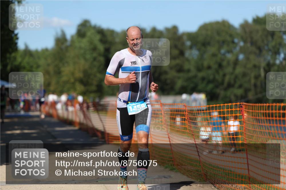07.09.2025 - 19. Norderstedt Triathlon Michael Strokosch http://msf.ph/oto/8756075 07.09.2025 14:53:52 Laufen 996, 1008, 1456, 1471 meine-sportfotos.de