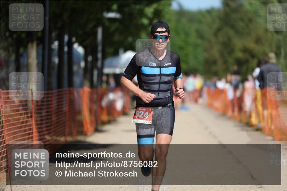 07.09.2025 - 19. Norderstedt Triathlon Michael Strokosch http://msf.ph/oto/8756082 07.09.2025 12:50:00 Laufen 721, 824 meine-sportfotos.de