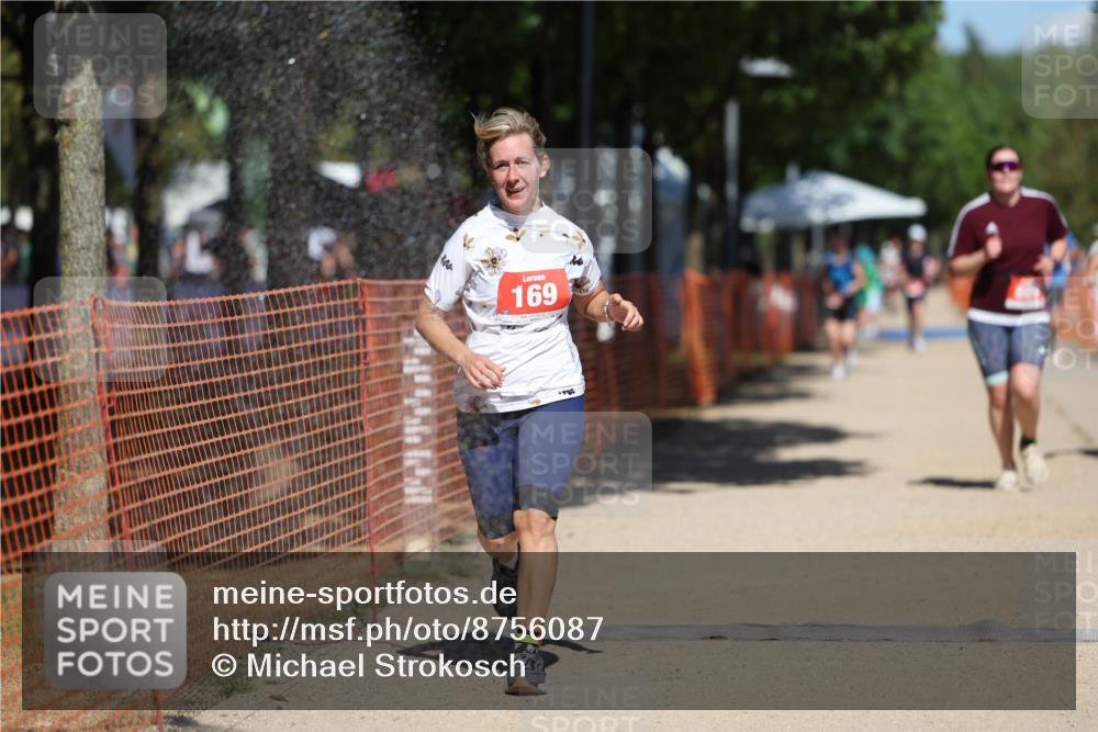 07.09.2025 - 19. Norderstedt Triathlon Michael Strokosch http://msf.ph/oto/8756087 07.09.2025 13:11:58 Laufen 169, 327, 809 meine-sportfotos.de