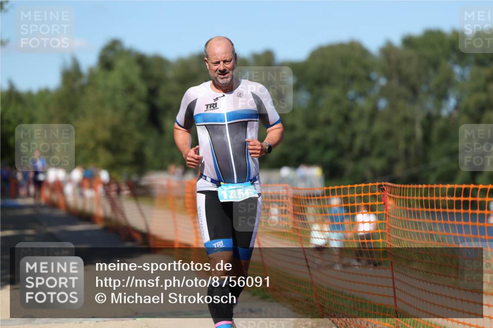 07.09.2025 - 19. Norderstedt Triathlon Michael Strokosch http://msf.ph/oto/8756091 07.09.2025 14:53:52 Laufen 996, 1008, 1456, 1471 meine-sportfotos.de