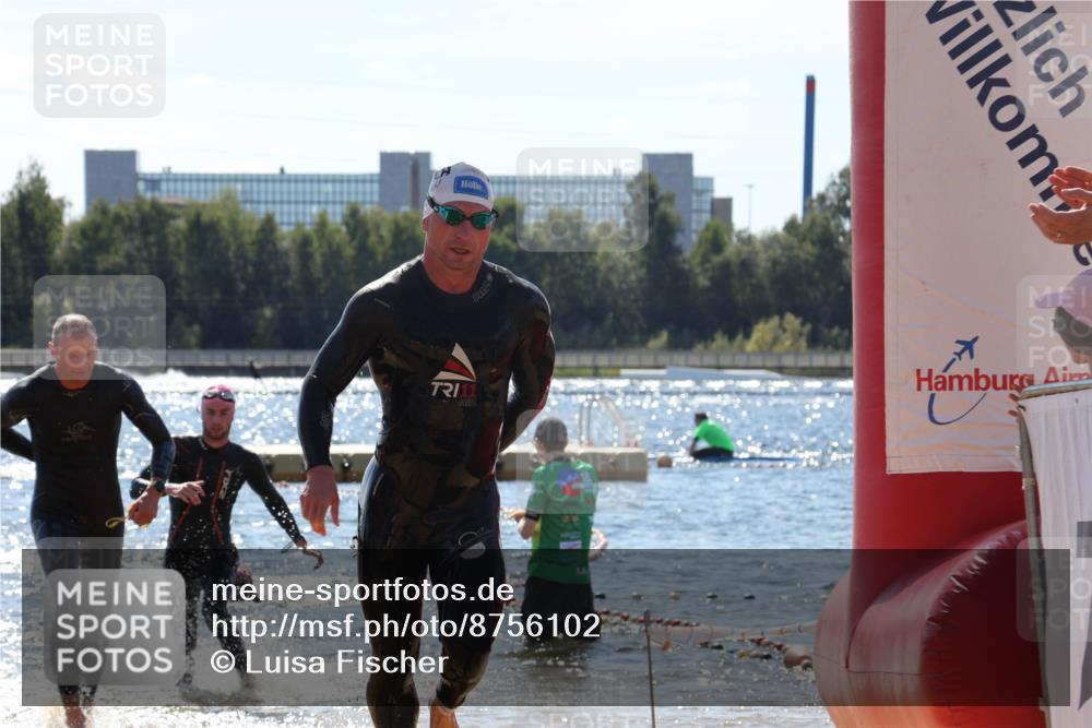 07.09.2025 - 19. Norderstedt Triathlon Luisa Fischer http://msf.ph/oto/8756102 07.09.2025 13:27:37 Schwimmen 880, 969, 1002, 1017, 1421 meine-sportfotos.de