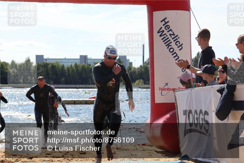 07.09.2025 - 19. Norderstedt Triathlon Luisa Fischer http://msf.ph/oto/8756109 07.09.2025 13:27:38 Schwimmen 880, 969, 1002, 1017, 1421 meine-sportfotos.de