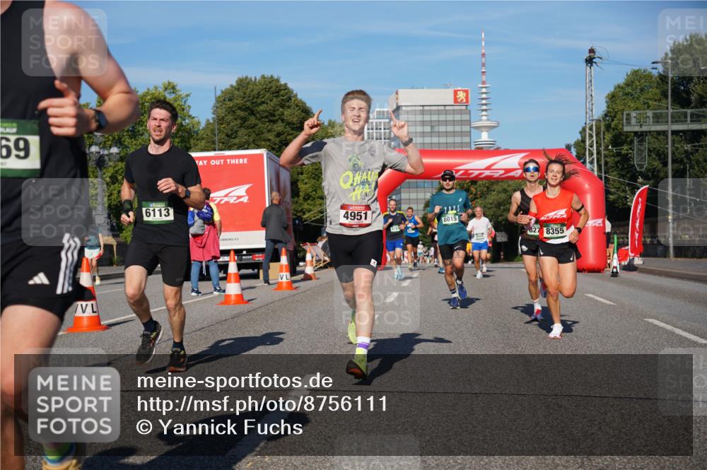 07.09.2025 - BARMER Alsterlauf Yannick Fuchs http://msf.ph/oto/8756111 07.09.2025 09:38:07 Laufen 69, 6113, 4951, 2025, 8015, 827, 8355 meine-sportfotos.de