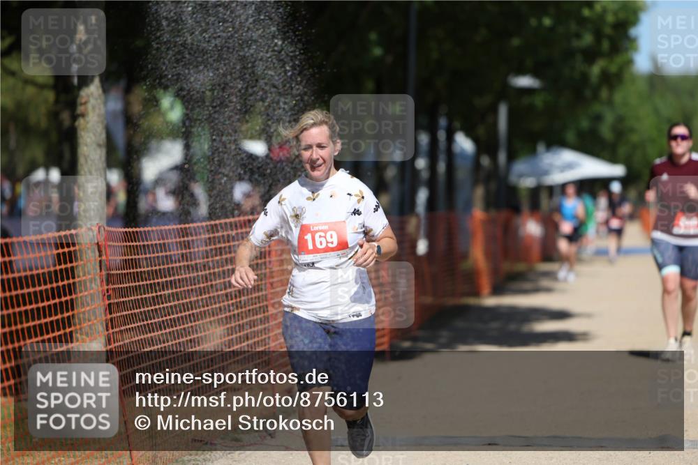 07.09.2025 - 19. Norderstedt Triathlon Michael Strokosch http://msf.ph/oto/8756113 07.09.2025 13:11:58 Laufen 169, 327, 809 meine-sportfotos.de