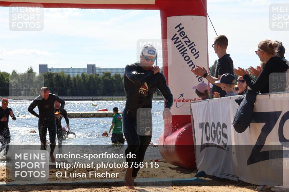 07.09.2025 - 19. Norderstedt Triathlon Luisa Fischer http://msf.ph/oto/8756115 07.09.2025 13:27:38 Schwimmen 880, 969, 1002, 1017, 1421 meine-sportfotos.de