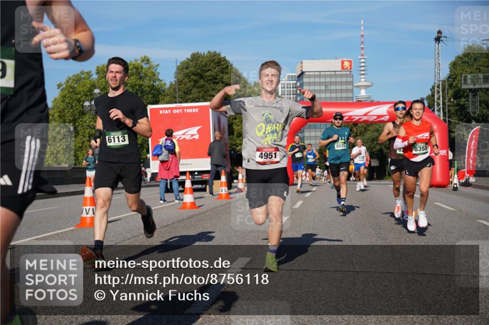 07.09.2025 - BARMER Alsterlauf Yannick Fuchs http://msf.ph/oto/8756118 07.09.2025 09:38:08 Laufen 9, 6113, 4951, 6163, 8015, 8, 8355 meine-sportfotos.de