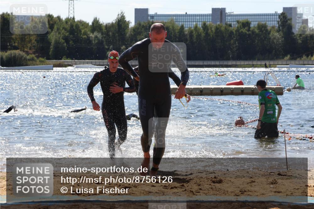 07.09.2025 - 19. Norderstedt Triathlon Luisa Fischer http://msf.ph/oto/8756126 07.09.2025 13:27:39 Schwimmen 880, 969, 1002, 1017, 1421 meine-sportfotos.de