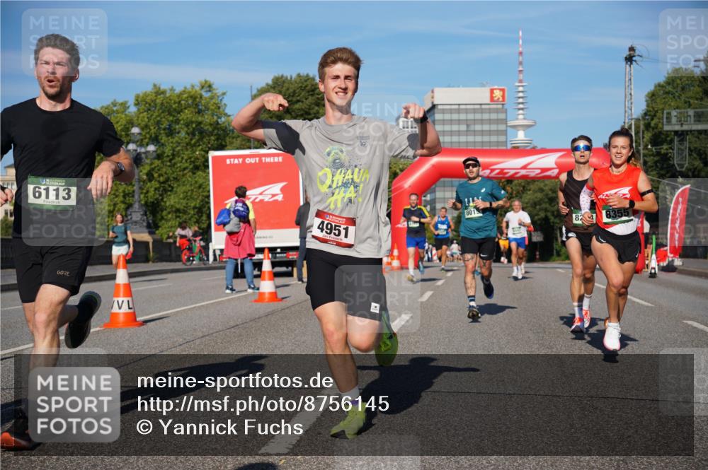 07.09.2025 - BARMER Alsterlauf Yannick Fuchs http://msf.ph/oto/8756145 07.09.2025 09:38:08 Laufen 10, 36, 6113, 4951, 8015, 824, 8355 meine-sportfotos.de