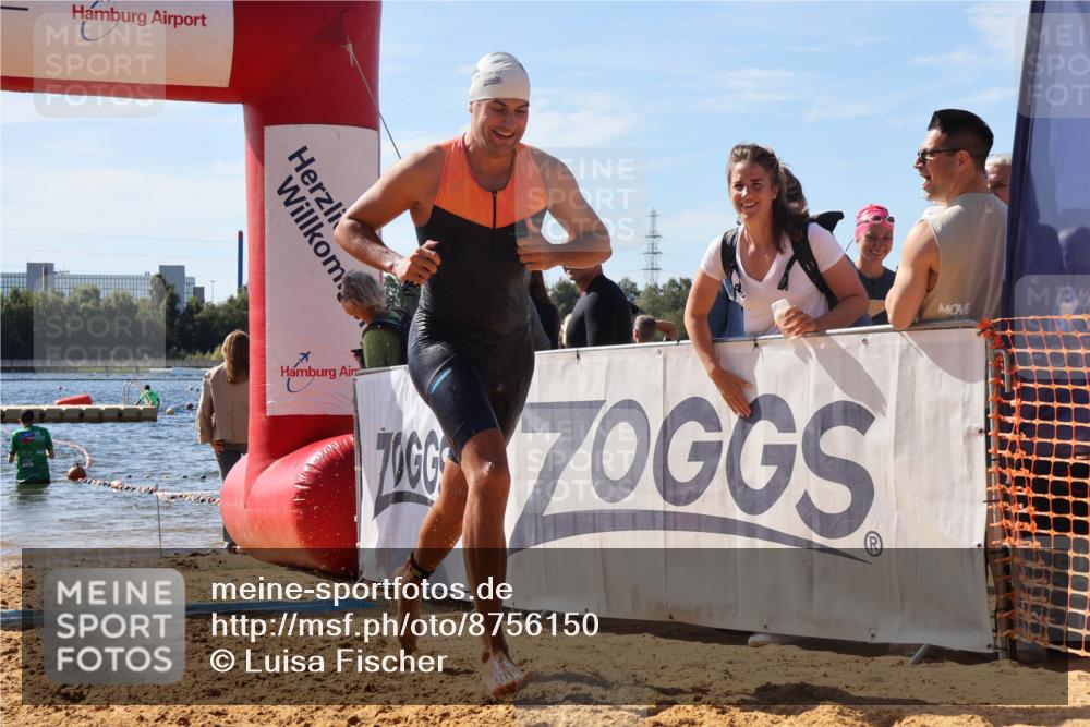 07.09.2025 - 19. Norderstedt Triathlon Luisa Fischer http://msf.ph/oto/8756150 07.09.2025 11:45:37 Schwimmen 210, 696, 850 meine-sportfotos.de