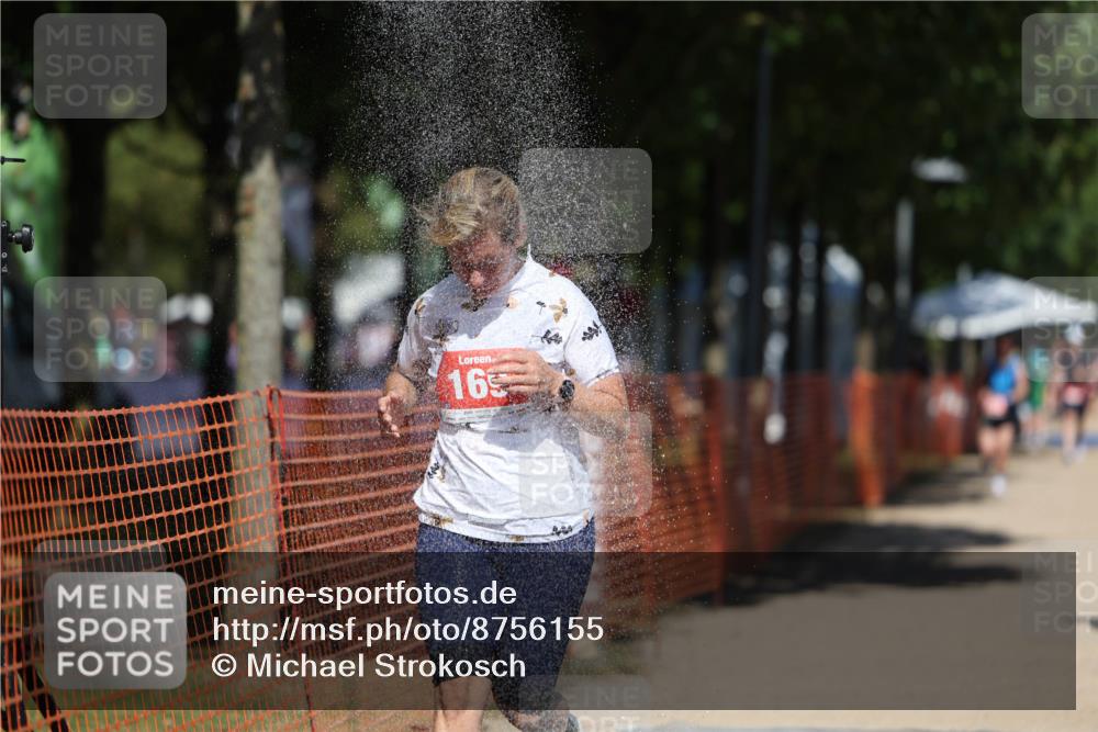 07.09.2025 - 19. Norderstedt Triathlon Michael Strokosch http://msf.ph/oto/8756155 07.09.2025 13:11:59 Laufen 169, 327, 809 meine-sportfotos.de