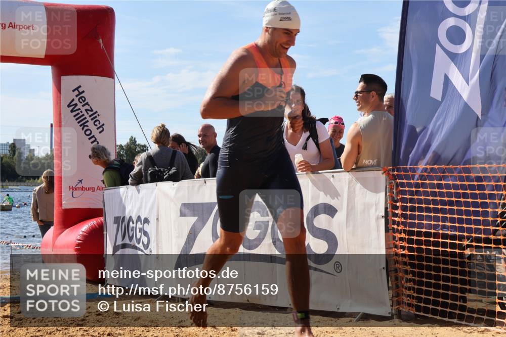 07.09.2025 - 19. Norderstedt Triathlon Luisa Fischer http://msf.ph/oto/8756159 07.09.2025 11:45:37 Schwimmen 210, 696, 850 meine-sportfotos.de