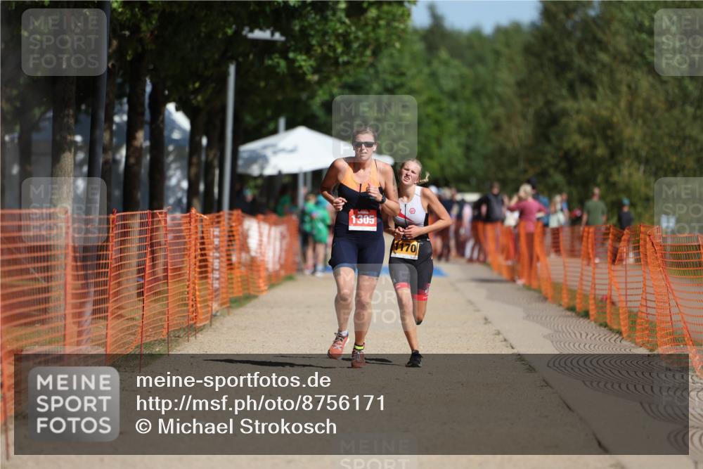 07.09.2025 - 19. Norderstedt Triathlon Michael Strokosch http://msf.ph/oto/8756171 07.09.2025 12:03:40 Laufen 1170, 1305, 1320 meine-sportfotos.de