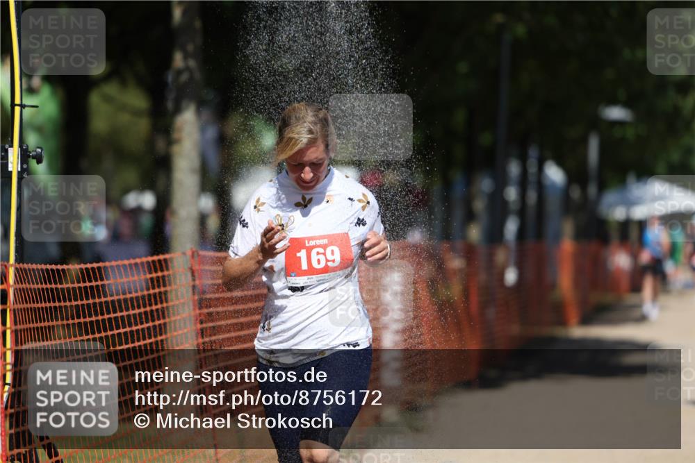 07.09.2025 - 19. Norderstedt Triathlon Michael Strokosch http://msf.ph/oto/8756172 07.09.2025 13:11:59 Laufen 169, 327, 809 meine-sportfotos.de