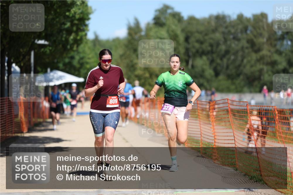 07.09.2025 - 19. Norderstedt Triathlon Michael Strokosch http://msf.ph/oto/8756195 07.09.2025 13:12:00 Laufen 169, 327, 809 meine-sportfotos.de