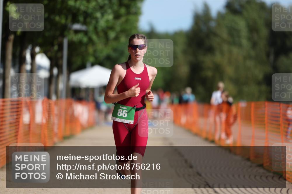 07.09.2025 - 19. Norderstedt Triathlon Michael Strokosch http://msf.ph/oto/8756216 07.09.2025 10:42:12 Laufen 68, 86, 648 meine-sportfotos.de