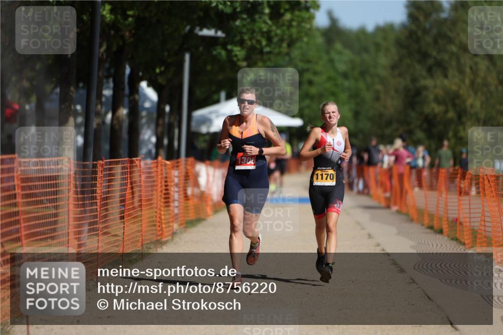 07.09.2025 - 19. Norderstedt Triathlon Michael Strokosch http://msf.ph/oto/8756220 07.09.2025 12:03:41 Laufen 1170, 1305 meine-sportfotos.de