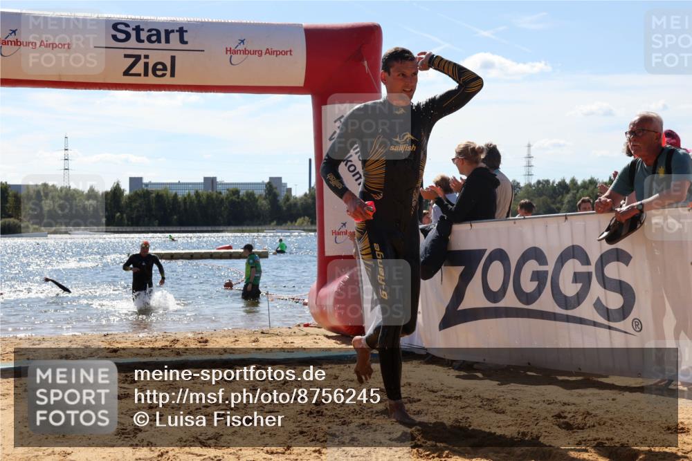 07.09.2025 - 19. Norderstedt Triathlon Luisa Fischer http://msf.ph/oto/8756245 07.09.2025 13:27:49 Schwimmen 880, 969, 975, 1002, 1034, 1421 meine-sportfotos.de