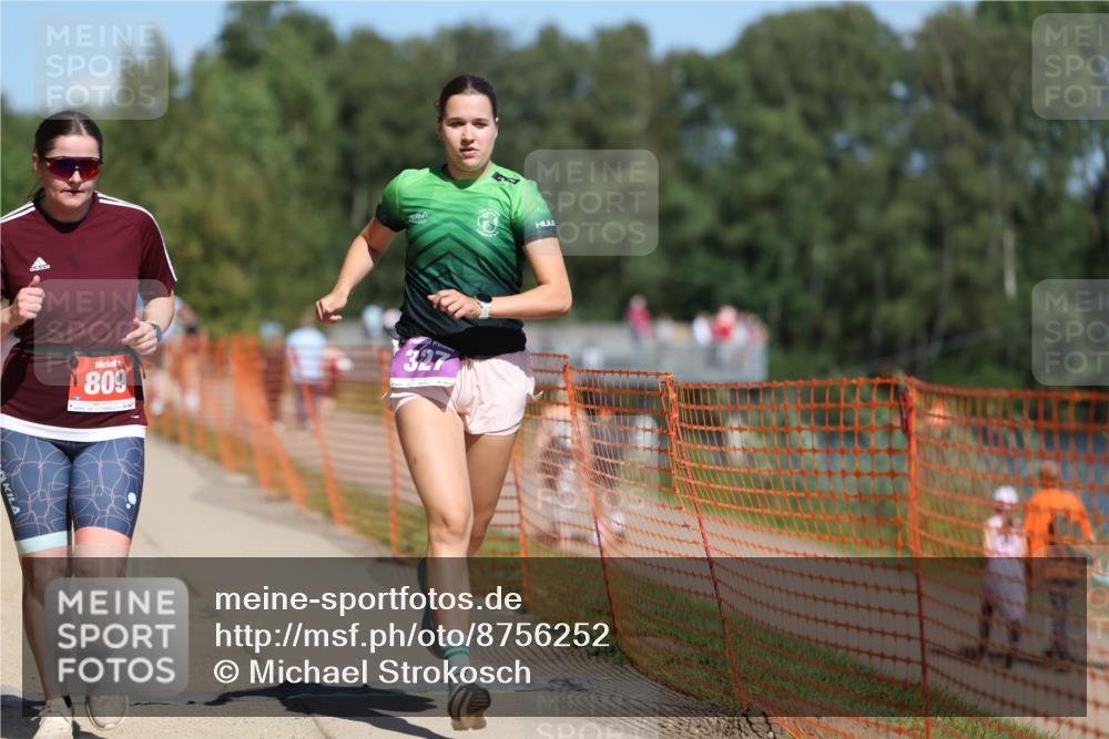 07.09.2025 - 19. Norderstedt Triathlon Michael Strokosch http://msf.ph/oto/8756252 07.09.2025 13:12:01 Laufen 169, 327, 809 meine-sportfotos.de