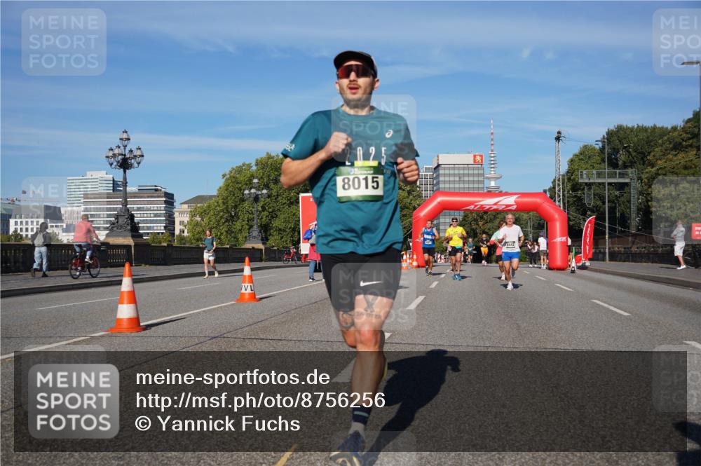 07.09.2025 - BARMER Alsterlauf Yannick Fuchs http://msf.ph/oto/8756256 07.09.2025 09:38:10 Laufen 2025, 8015, 8442 meine-sportfotos.de