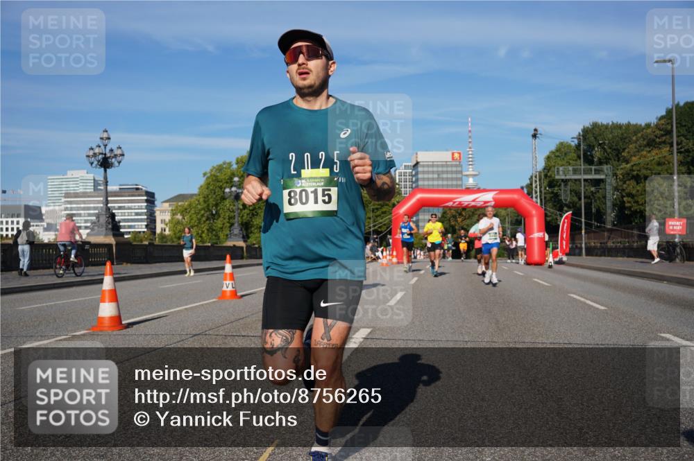 07.09.2025 - BARMER Alsterlauf Yannick Fuchs http://msf.ph/oto/8756265 07.09.2025 09:38:10 Laufen 2, 0, 25, 36, 8015 meine-sportfotos.de