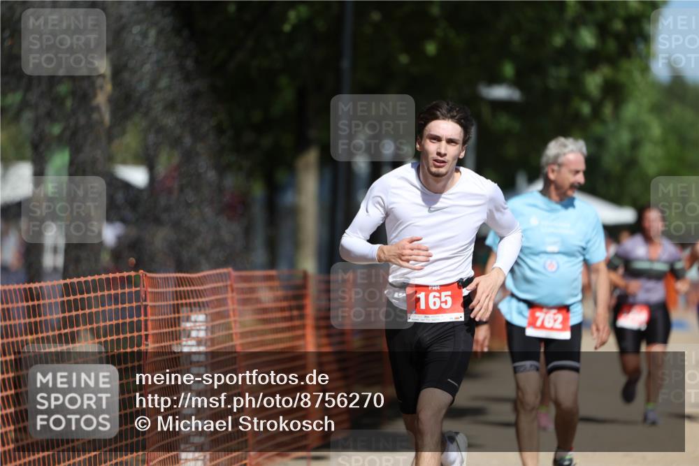 07.09.2025 - 19. Norderstedt Triathlon Michael Strokosch http://msf.ph/oto/8756270 07.09.2025 12:50:09 Laufen 165, 762, 1242, 1286, 1339, 1381 meine-sportfotos.de