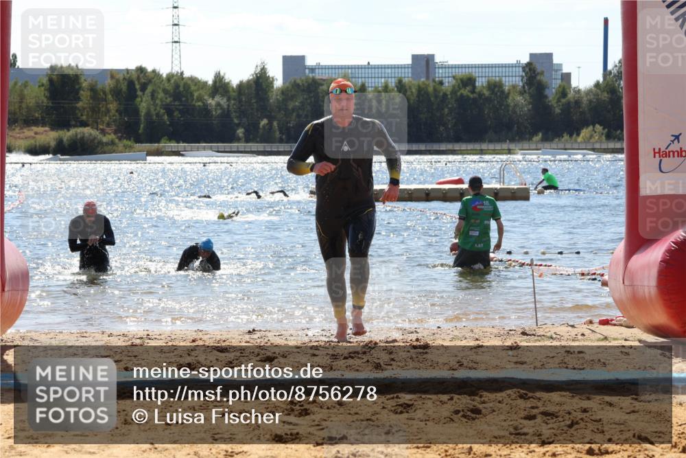 07.09.2025 - 19. Norderstedt Triathlon Luisa Fischer http://msf.ph/oto/8756278 07.09.2025 13:27:54 Schwimmen 975, 1002, 1034, 1421 meine-sportfotos.de