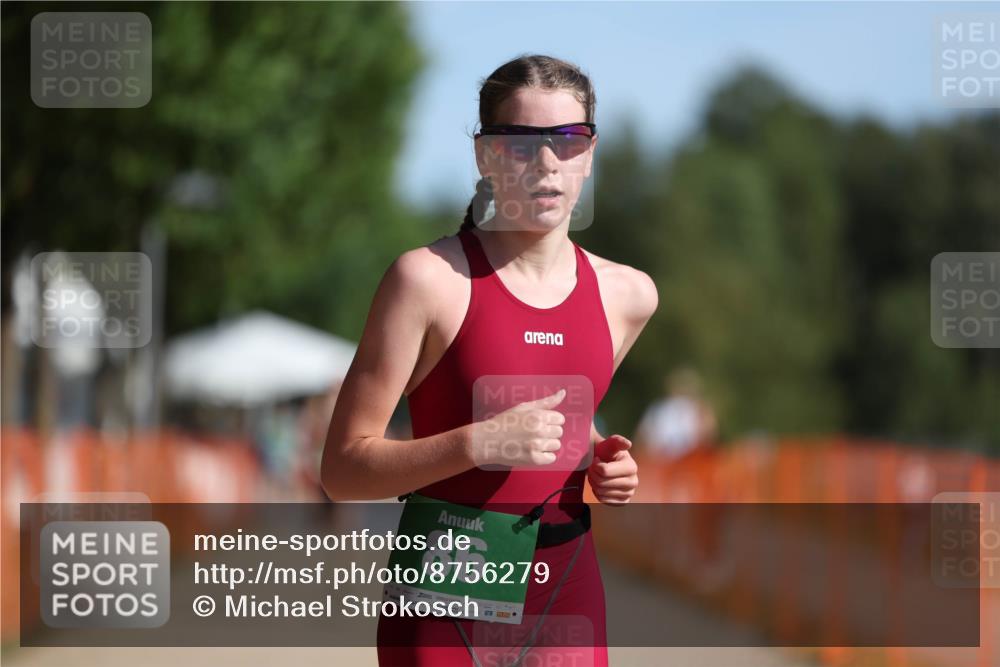 07.09.2025 - 19. Norderstedt Triathlon Michael Strokosch http://msf.ph/oto/8756279 07.09.2025 10:42:13 Laufen 68, 86, 648 meine-sportfotos.de