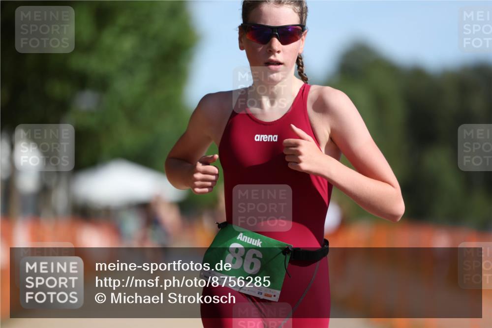 07.09.2025 - 19. Norderstedt Triathlon Michael Strokosch http://msf.ph/oto/8756285 07.09.2025 10:42:13 Laufen 68, 86, 648 meine-sportfotos.de
