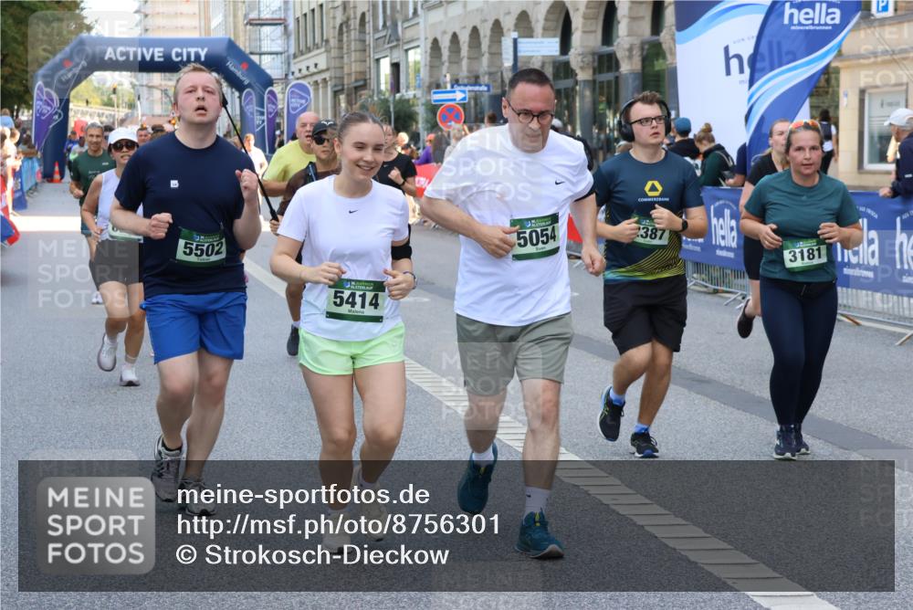 07.09.2025 - BARMER Alsterlauf Strokosch-Dieckow http://msf.ph/oto/8756301 07.09.2025 10:13:59 Ziel 2129, 2166, 2225, 2232, 2296, 2403, 2688, 2712, 2873, 2929, 2930, 3236, 3346, 3503, 3504, 3734, 3929, 4108, 4213, 4489, 4553, 4699, 5062, 5277, 5278, 5468, 5795, 6145, 6165, 6284, 6337, 8101, 8120, 8257 meine-sportfotos.de